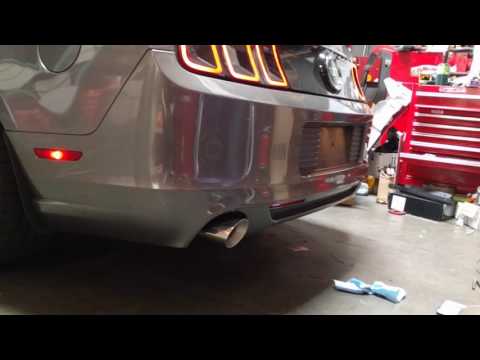 Rev9(CB- 1023A) FlowMAXX Straight Pipe For Ford Mustang 11-14 V8 - Revving Sound Clip