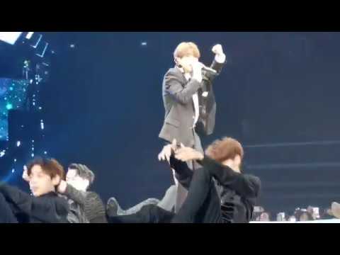 191109 Sungwoon - Bluemaze at  KAMP Singapore concert