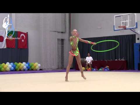 Niina Rinnesaari - Jyvaskylan Voimistelijat-79' ry (FIN) - Hoop -Pré-JuniorA 2002- Summer Stars 2014
