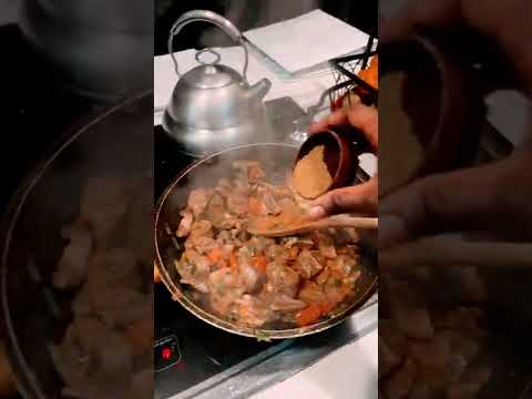 Video thumbnail: Mish Keci Me Lëng Limoni – Mënyra Perfekte E Pjekjes Në Shtëpi