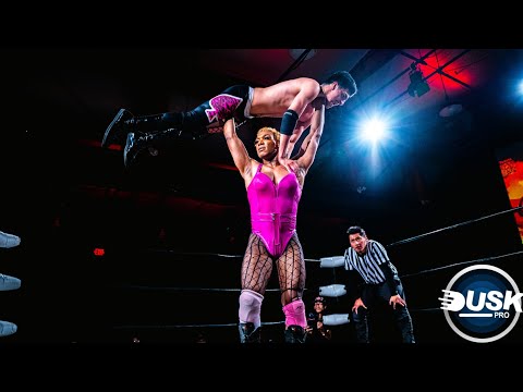 Zaye Perez vs Sonny Kiss - DUSK Pro Butterfly Suplex