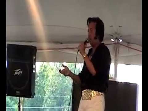 Mike Radcliffe sings 'Help Me' at Elvis Week 2005 (video)