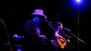 Kasey Chambers - Pony (live)