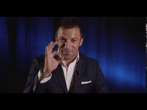 Alessandro Del Piero fa gli auguri a Francesco Totti #4X10