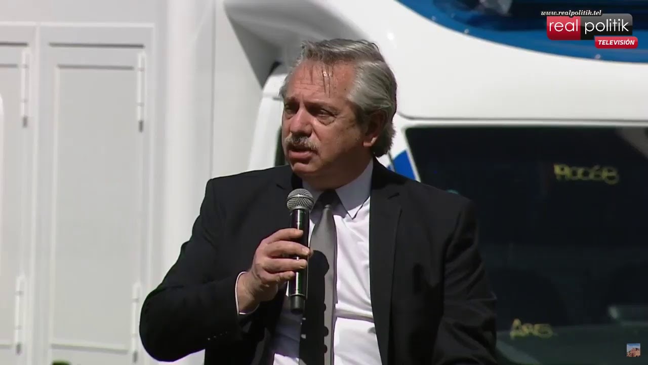 Alberto Fernández presenta obras en el Hospital Churruca de la Policía Federal