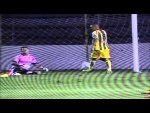 Emiliano López anota un golazo