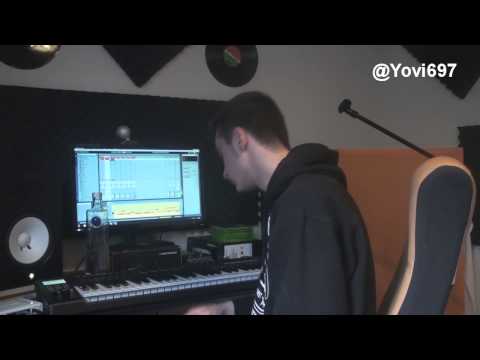 Yovi Producing a Beat: Beat Making Session #3 (17 year old)