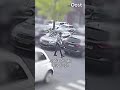 Deze zakkenroller heeft een heel bijzonder toneelstukje om een horloge te stelen #shorts