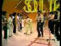Soul Train Line Dance to Jungle Boogie (1973.