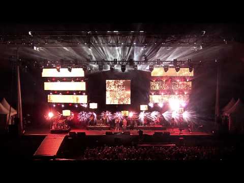 Tim Bendzko feat. Cassandra Steen - Unter die Haut (Live Waldbühne 2013)