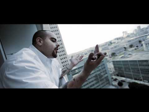Berner feat J STALIN  "no middle man"
