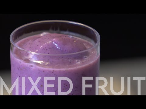 How to Make a Mixed/Multi Fruit Smoothie | Banana Strawberry Blueberry Pineapple Orange