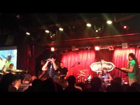 BENITON AKA JACK FROSTT @ BBKINGS LIVE WITH MAXI PRIEST