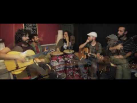 Blueskank & Chiki Lora - Mama, mira el coco (Harry Belafonte cover)