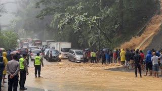 Download lagu Cuaca Memburuk Bikin Jalan Banjir, Truk Trailer Siba Surya Tersiksa Total di Tanjakan Sitinjau Lauik mp3