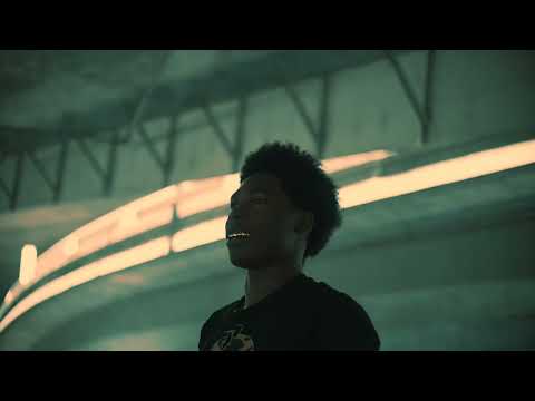 Mglulsmoke - Inna alley wit it (Official Music Video)