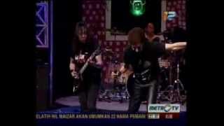 Download lagu Semut Hitam_Ahmad Albar Feat Eet Syahrani mp3 Download lagu Semut Hitam_Ahmad Albar Feat Eet Syahrani mp3