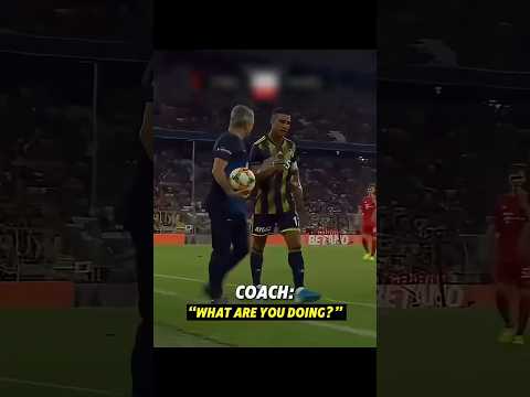 Nabil Dirar Walks Off Amid Whistles! 😱⚽🔥#shorts