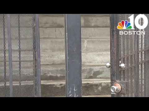 2 people posing as workers break into Dorchester home, police say