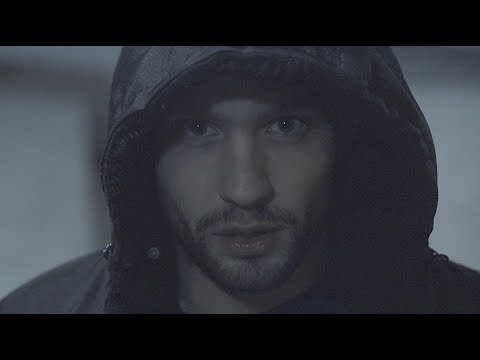 Mam Na Imię Aleksander feat. Emes Milligan - Na światłach STOP