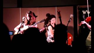 Turtle Dove - Della Mae