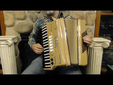 2358 - Tan Titano Tiger Combo Cordeen 36 72 LMQ $1495