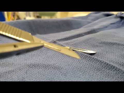 HOW TO: LOAD #10 AND #20 BLADES TO KNIFE HANDLE #3 AND #4.