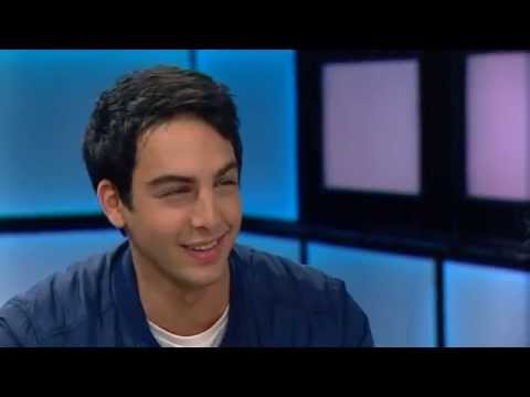 Darin om raggning och sommarturnén (Nyhetsmorgon)