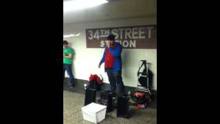 White Guy Sings Maxwell Amazing Voice