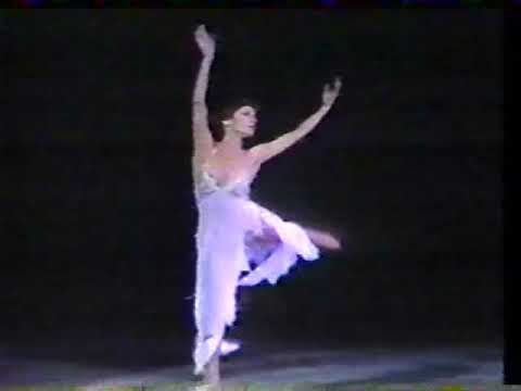 Flashback of Peggy Fleming- 1989 World Professional Championships