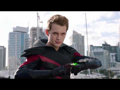 Beast Morphers - Ranger Morph Sequence | Power Rangers Official