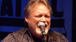 JOHN BERRY     When A Man Loves A Woman    Eddie&#39;s Attic    2/4/17