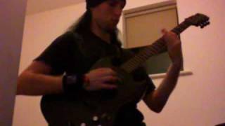 Playing guitar in odd tuning
