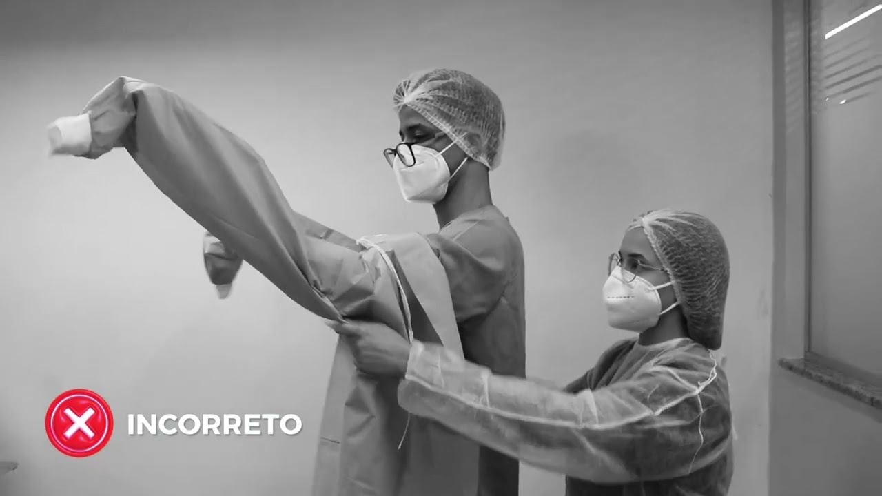 PET Ensina - Cirurgia - Degermação das Mãos e Paramentação Cirúrgica
