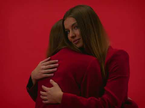 Nági & Betti - Pont Egyszerre (Official Visualizer)