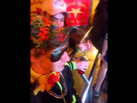 Dj eXpLoSiVe - Party Evolution Vol. 1