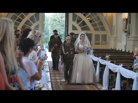 POWSTANIEC POPROWADZIŁ WNUCZKĘ DO ŚLUBU / PRZYGOTUJCIE CHUSTECZKI