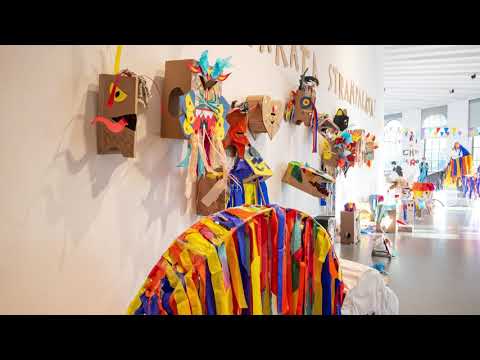 La Parata strampalata! - Parla Ascolta Guarda Fai