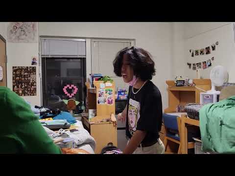 CMU Carnegie Mellon University Morewood Gardens Freshman Move-ins (ii)