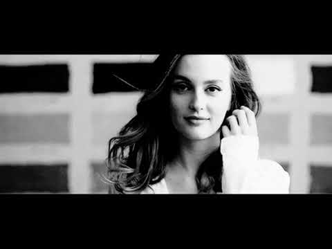 Parfum de Caprifoi | Daniela Cavași