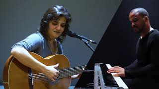 Pupila (AnaVitoria e Vitor Kley) – Larissa Vitorino