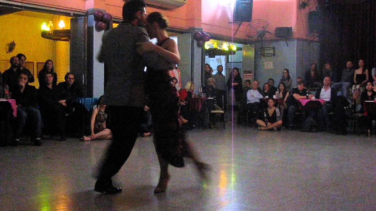 MELINA BRUFMAN y JUAN PAULO HORVATH en Viva La Pepa Milonga (2/3)