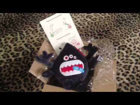 unboxing the GetResponse.com Monster