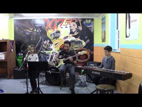 RMC Sessions - Mia and the Hazardous 4 - Smile Like You Mean It