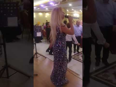 SULTAN TANYELİ. ERİK DALI