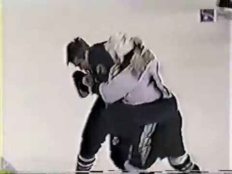 Daymond Langkow vs Geoff Sanderson