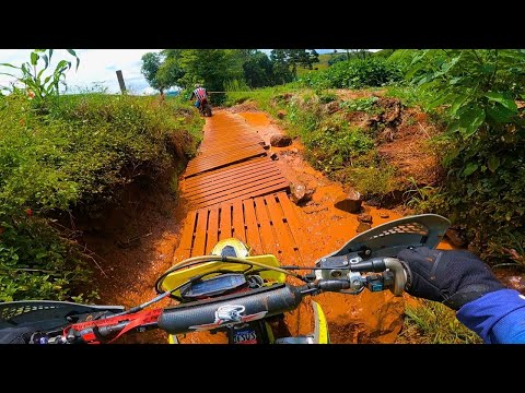 Loucura total 🥵 muito barro e adrenalina trilha do kafundo com o gaspareto