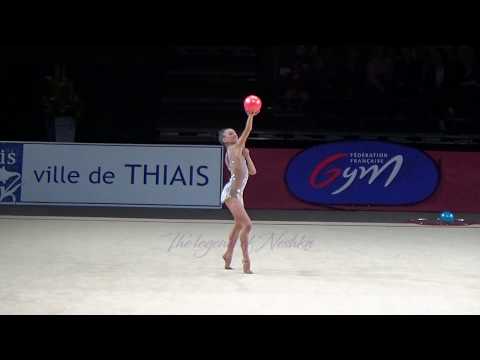 Sara LLANA (ESP) ball - 2017 Thiais EF