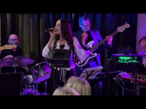 Katie Bosworth @ Courtyard Cafe-Bar