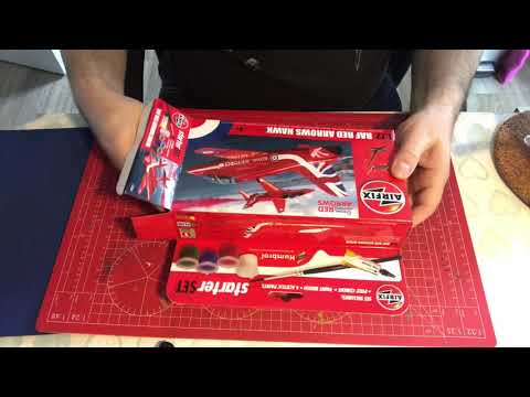 Airfix 2021 New Tool, New Concept 1/72 red Arrow first impressions part 1